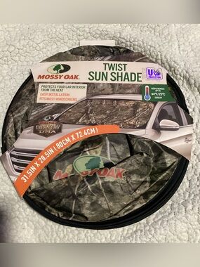 Mossy Oak Camouflage Camo Twist Sun Shade, Fits most Vehicles